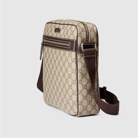 homme sacoche gucci|sac a couche gucci prix.